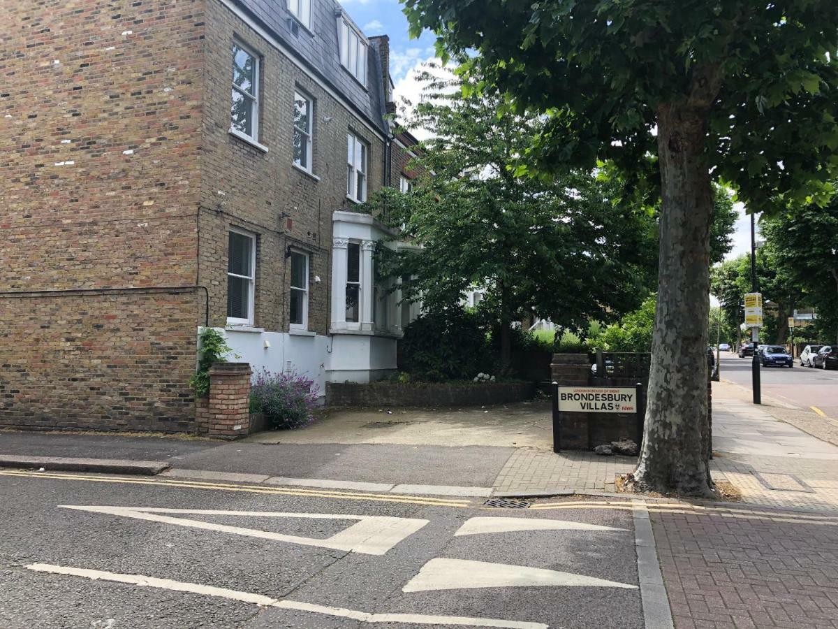 118 Brondesbury Road Apartments Londres Exterior foto